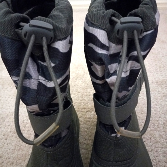 NWOT Kids Columbia Powderbug Winter Boots (Size 3) - Picture 2 of 10